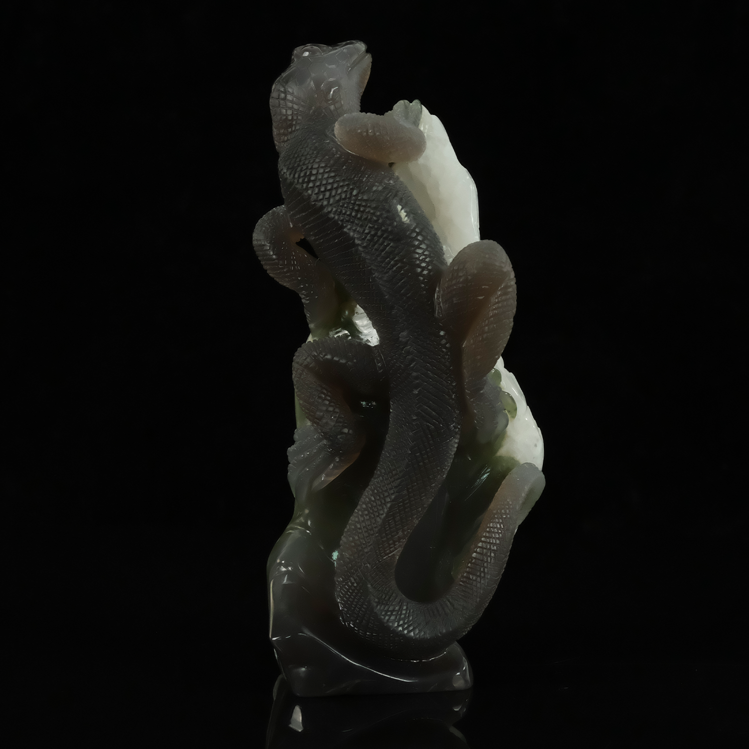 White Quartz Cluster Lizard Carving — view 3