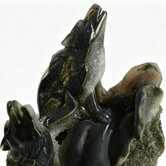 Natural Geode Agate Wolf Carving - Sculpture Carving — view 8