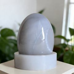Blue Chalcedony Crystal Egg – Decor — view 3