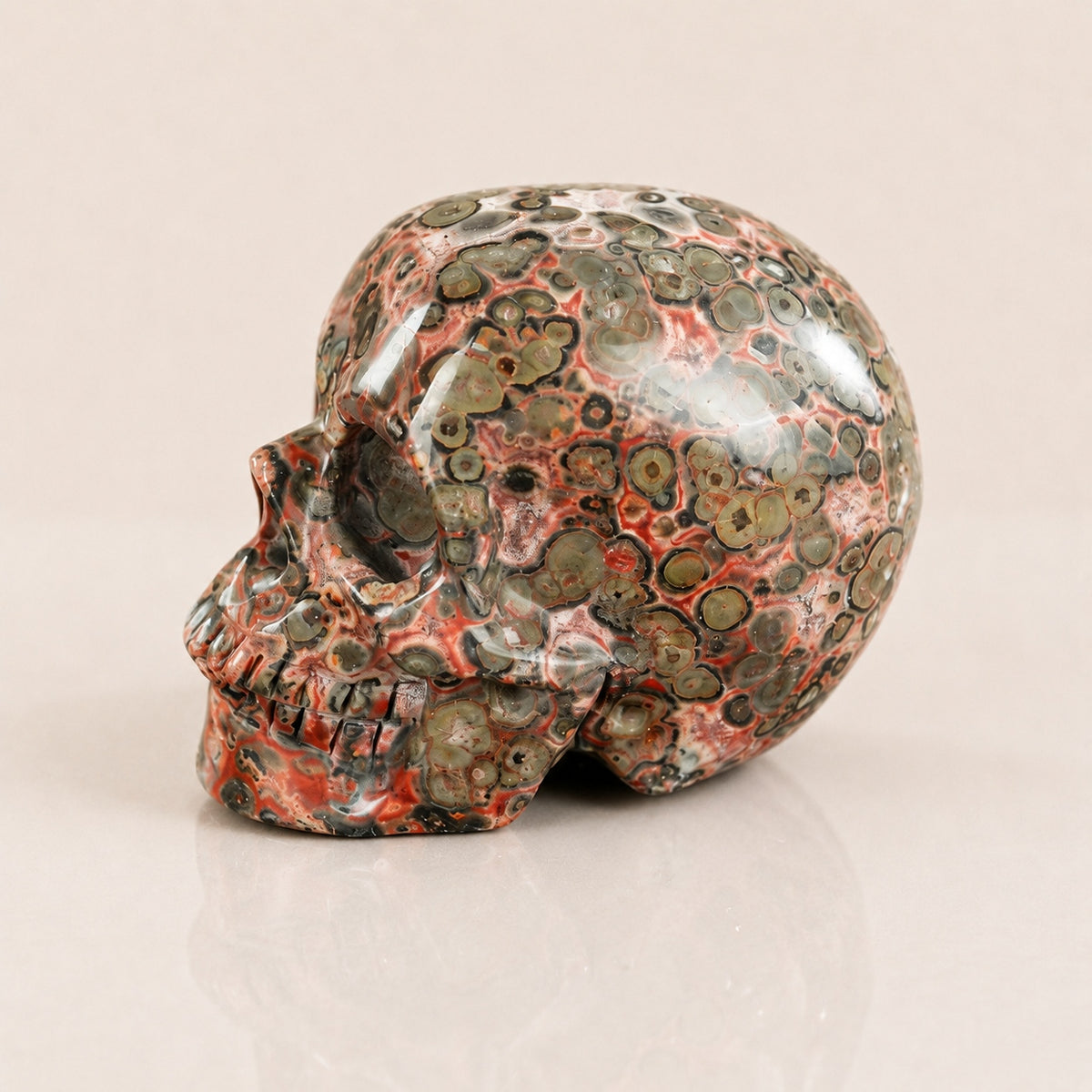Crâne en pierre de léopard rouge de 5,6 cm