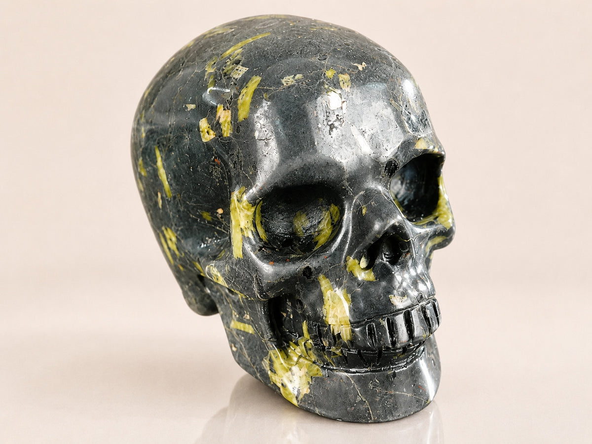 2.2-inch Plum Blossom Jade Skull