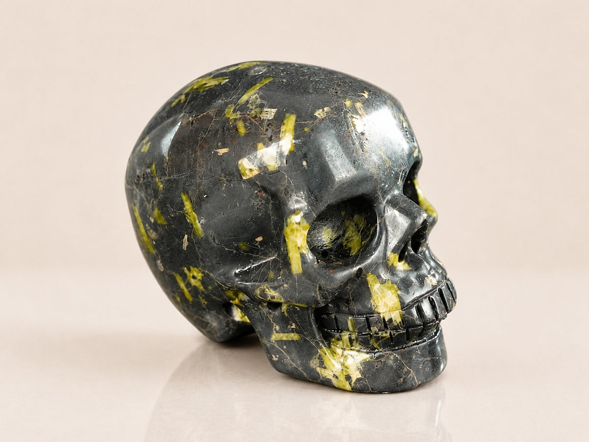 2.2-inch Plum Blossom Jade Skull