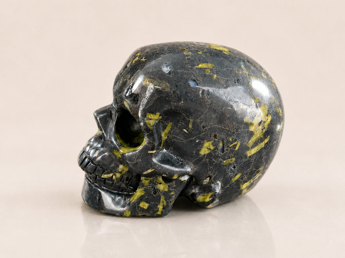 2.2-inch Plum Blossom Jade Skull